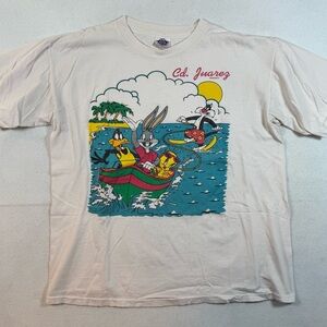 Vintage 90s Looney Tunes t-shirt
